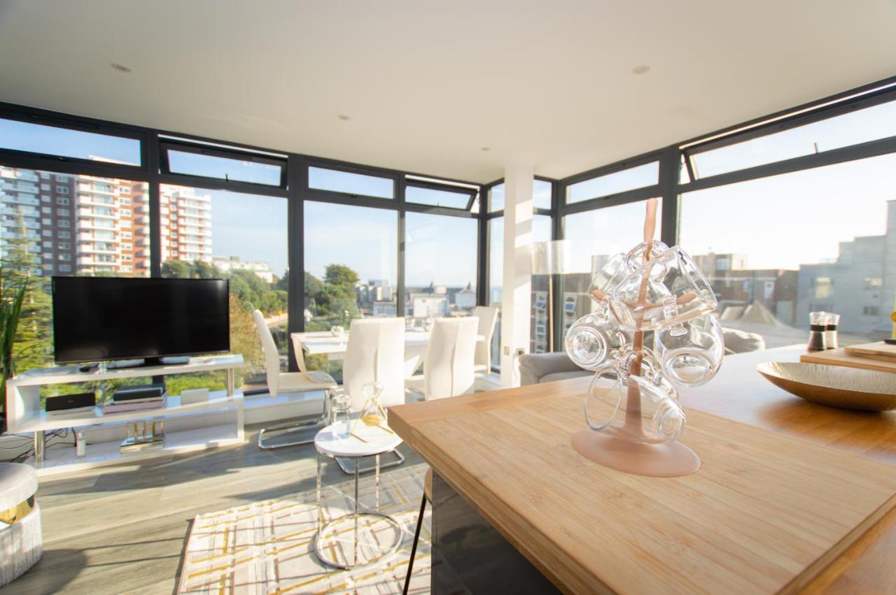 * Panoramic Penthouse With Sea & City Views บอร์นมัธ ภายนอก รูปภาพ
